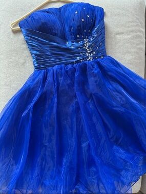 Women’s Strapless Royal Blue Tulle Party Dress
